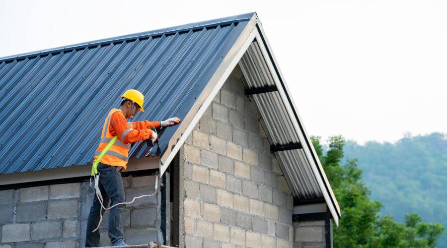 Expert Emergency Roof Repairs services in Reubens, ID